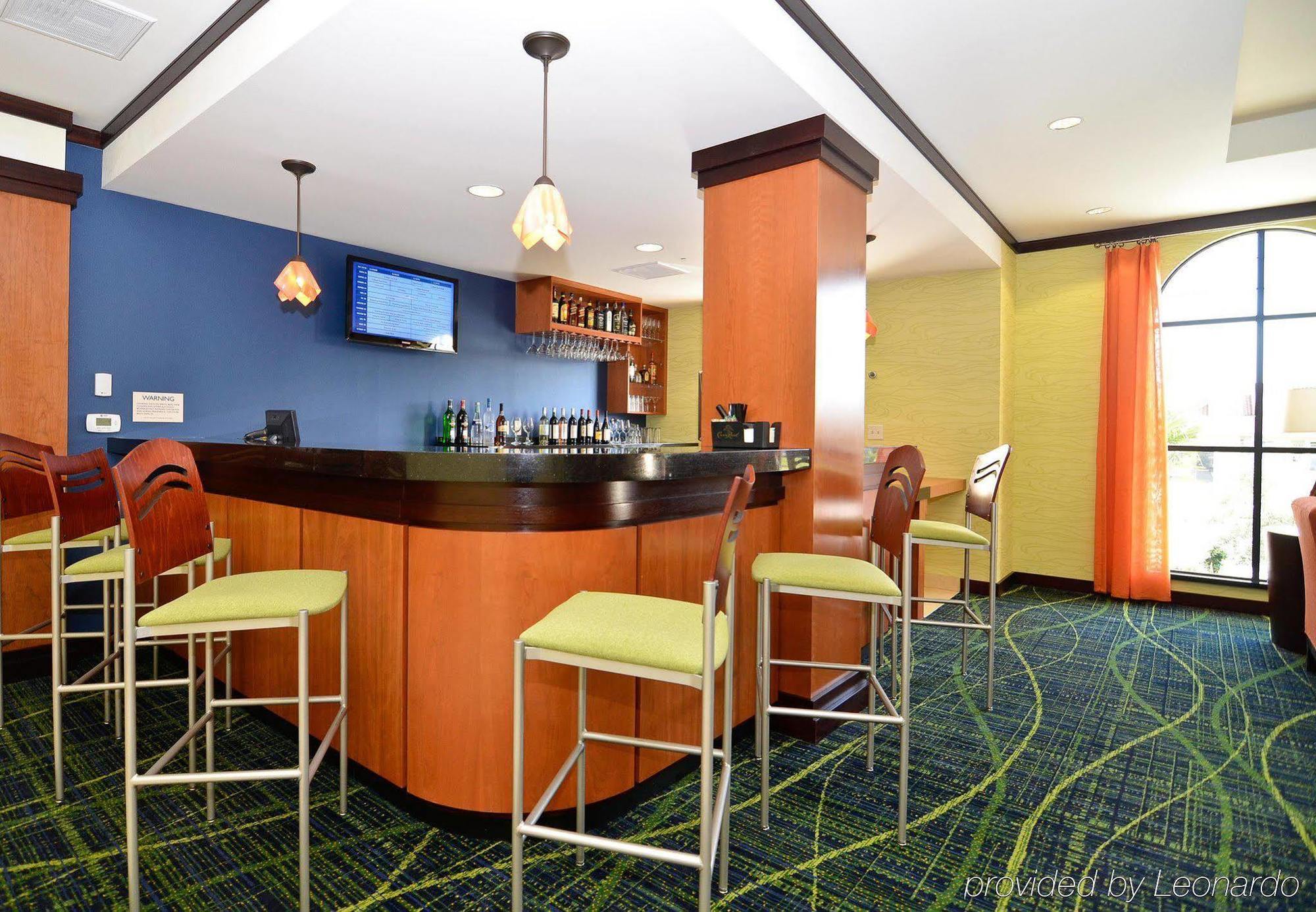 Fairfield Inn&Suites Santa Cruz - Capitola Restaurant photo